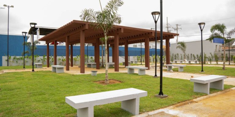 Marcos Rogério amplia infraestrutura urbana e entrega novos espaços de esporte e convivência em Jaru