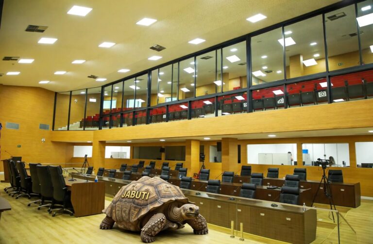 Deputados esvaziam sessão para não votar projetos do governo, com medo do jabuti